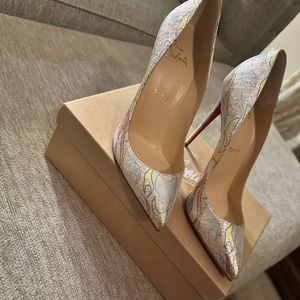 - Christian Louboutin Lurex FlameSize 38.5